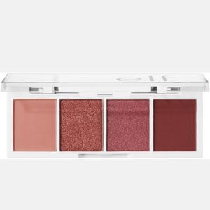 🆑️ 5/$30 Eye Shadow Quad in Berry Bad